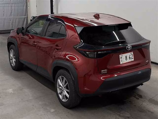 TOYOTA YARIS CROSS