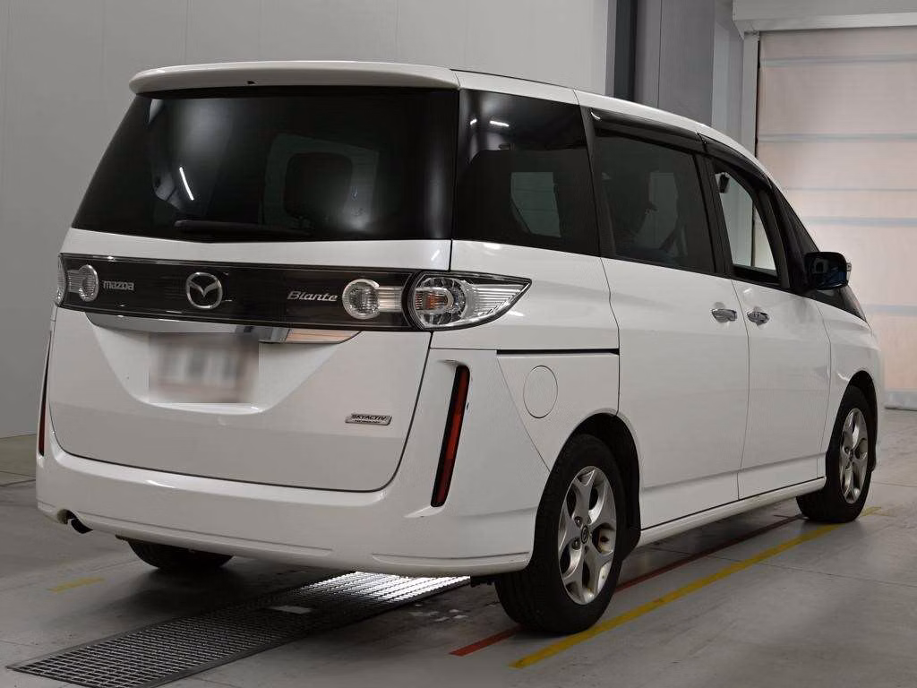 MAZDA BIANTE
