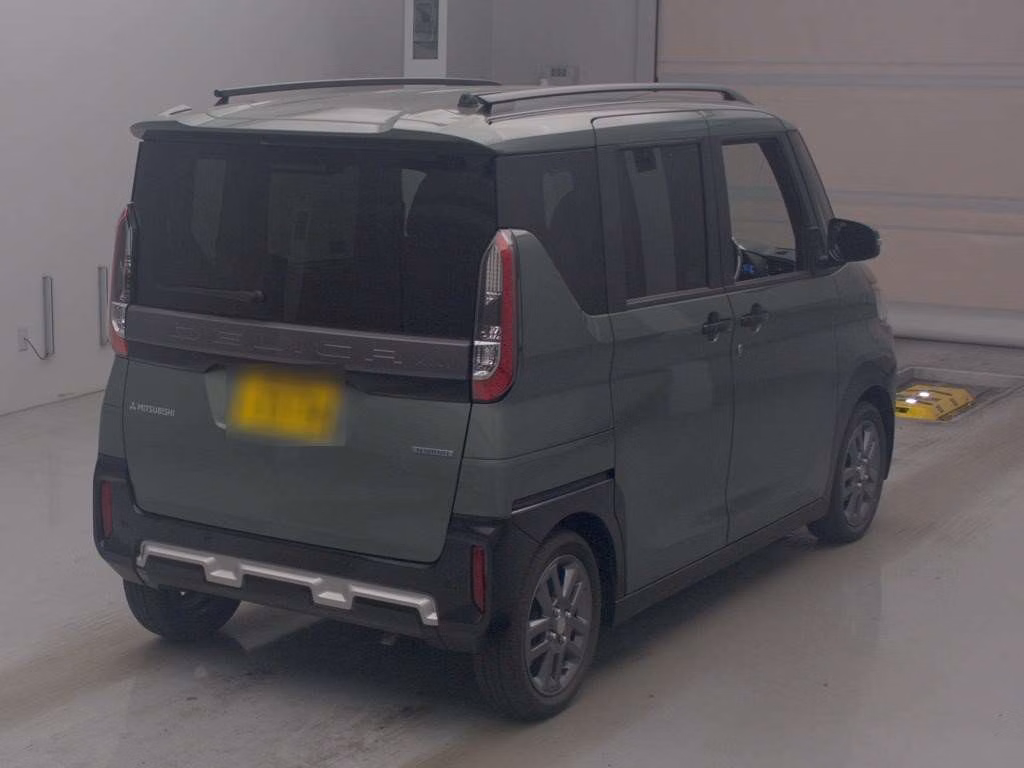 MITSUBISHI DELICA MINI