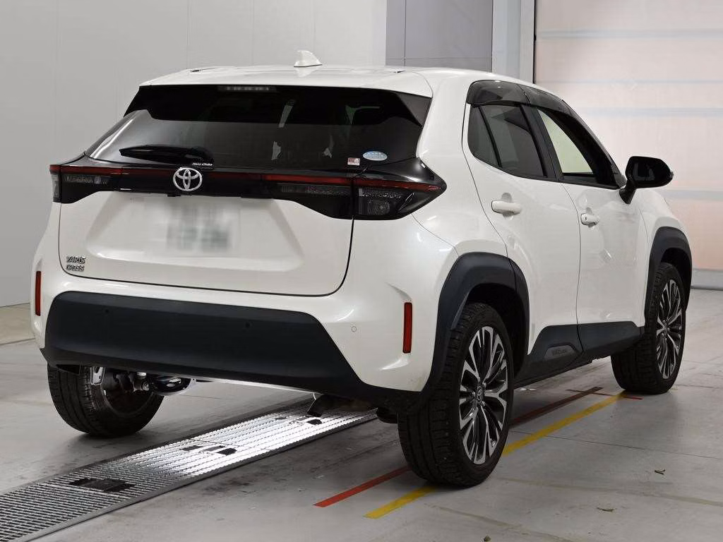 TOYOTA YARIS CROSS