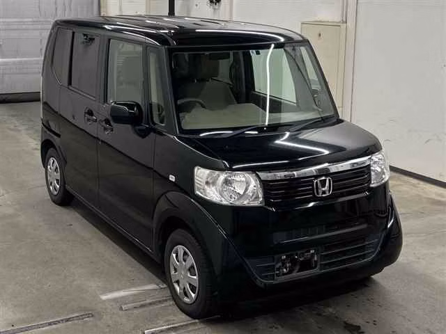HONDA N-BOX