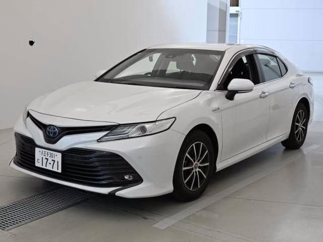 TOYOTA CAMRY