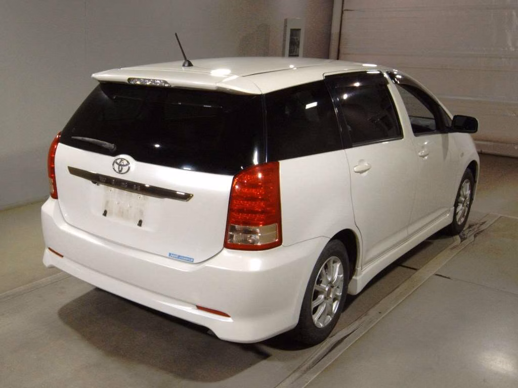 TOYOTA WISH