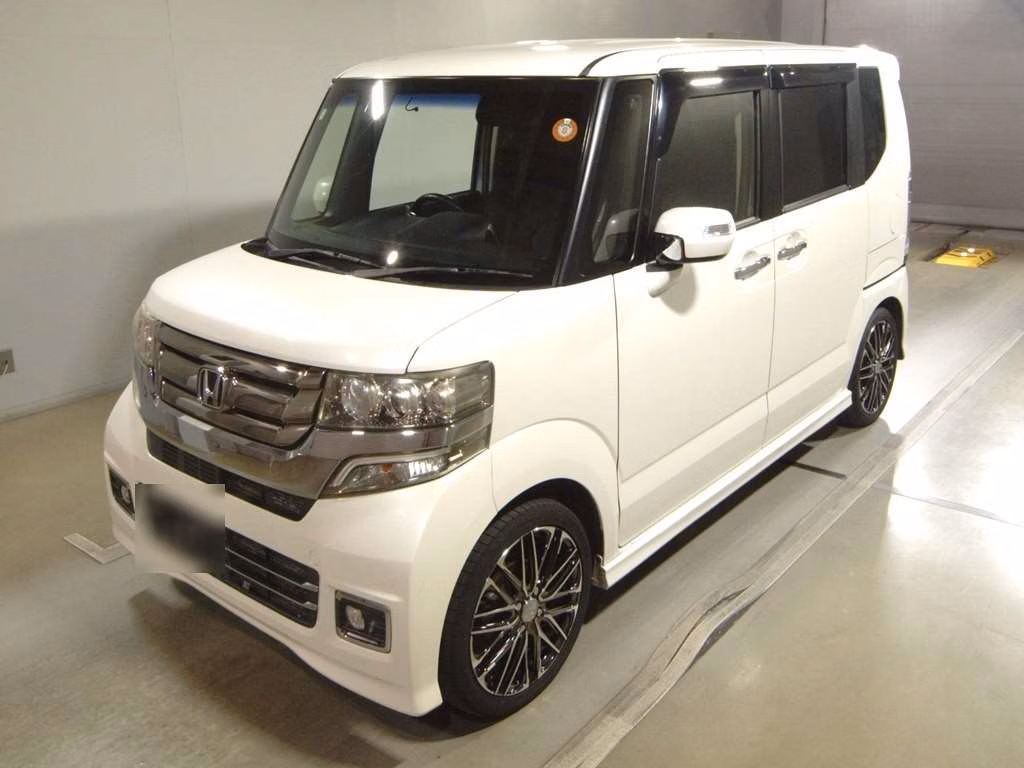 HONDA N-BOX