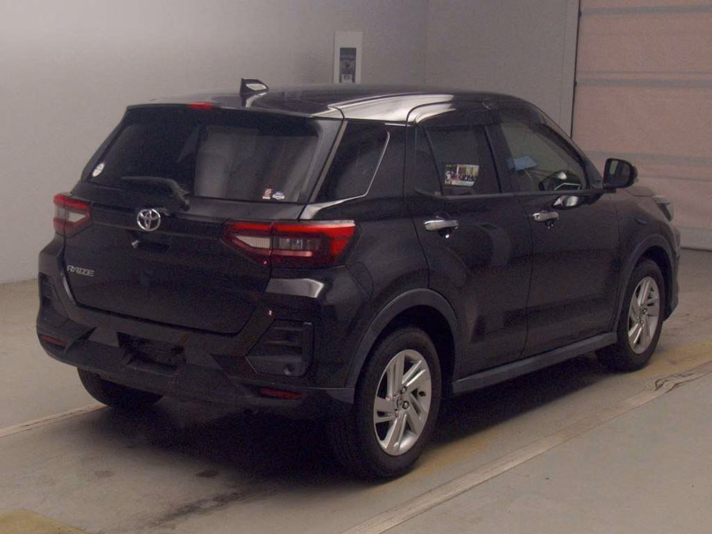 TOYOTA RAIZE