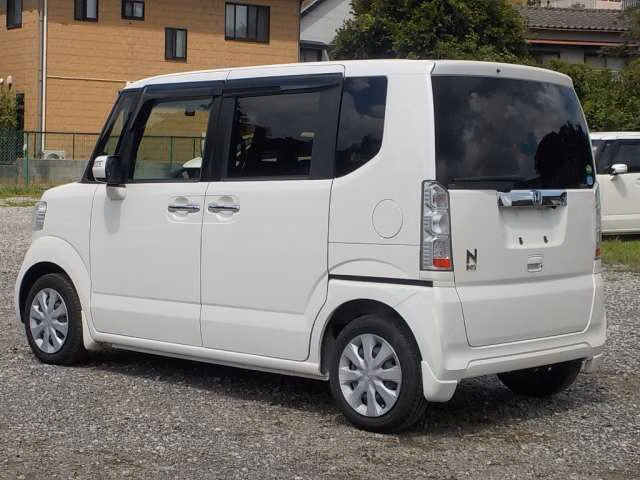 HONDA N-BOX
