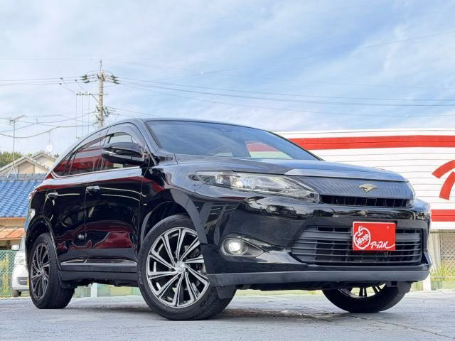 TOYOTA HARRIER