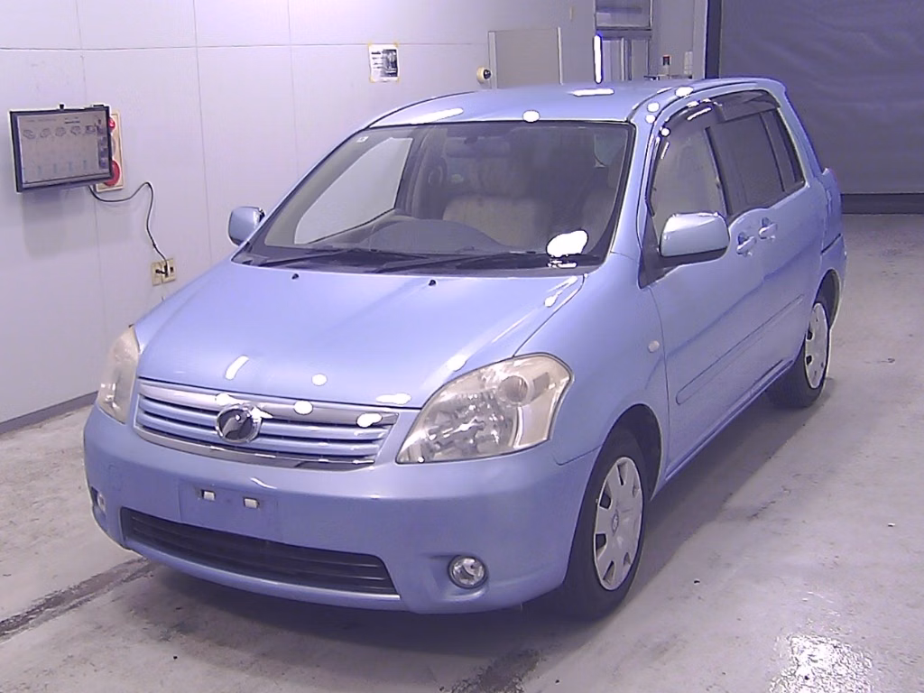 TOYOTA RAUM
