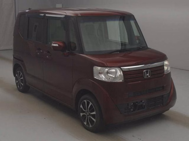 HONDA N-BOX