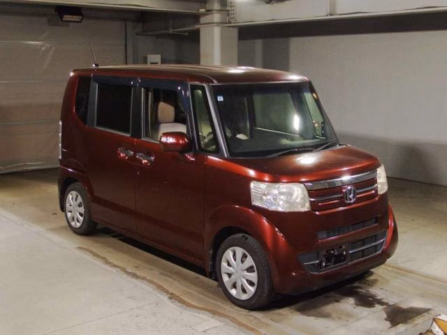 HONDA N-BOX