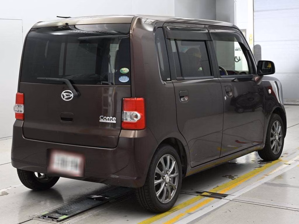 DAIHATSU MOVE CONTE