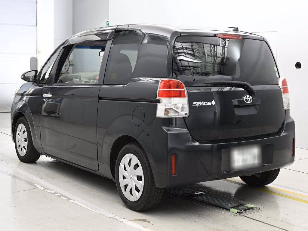 TOYOTA SPADE