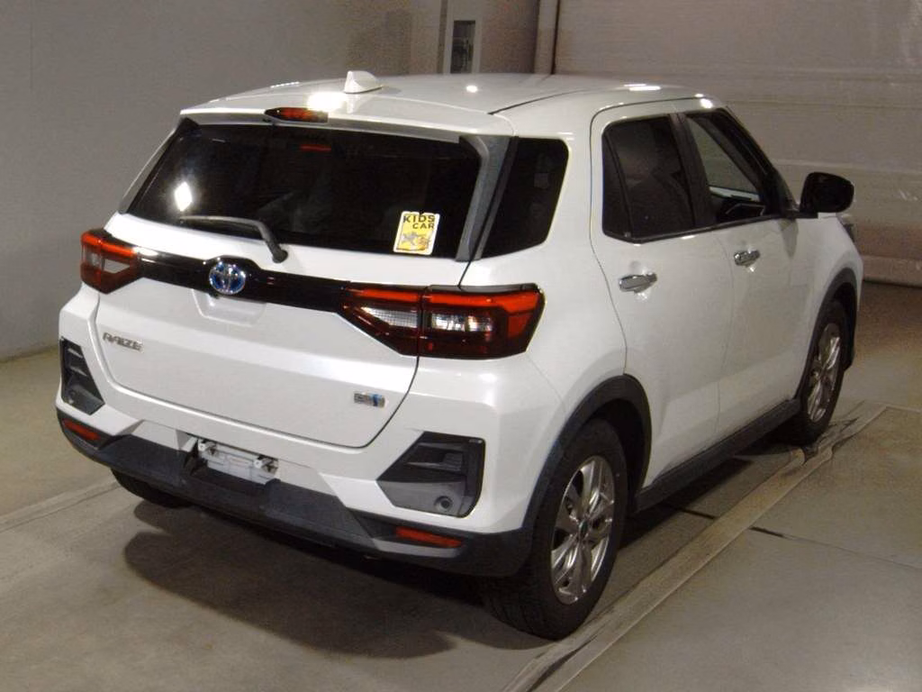 TOYOTA RAIZE