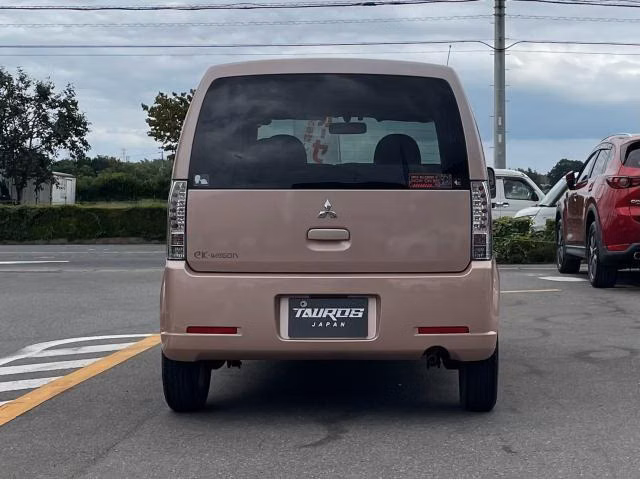 MITSUBISHI EK WAGON