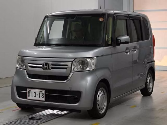 HONDA N-BOX