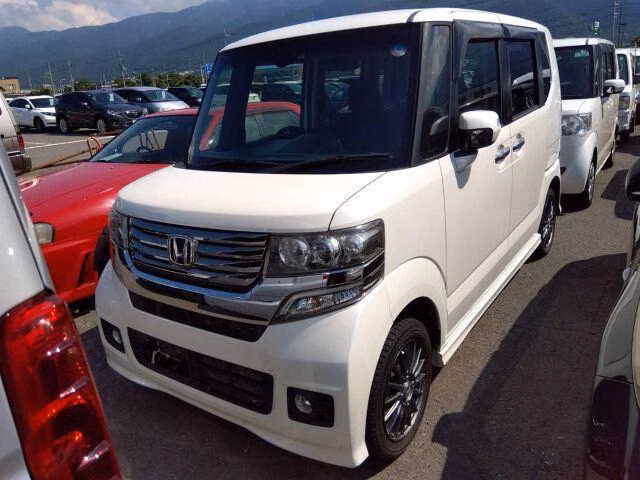 HONDA N-BOX