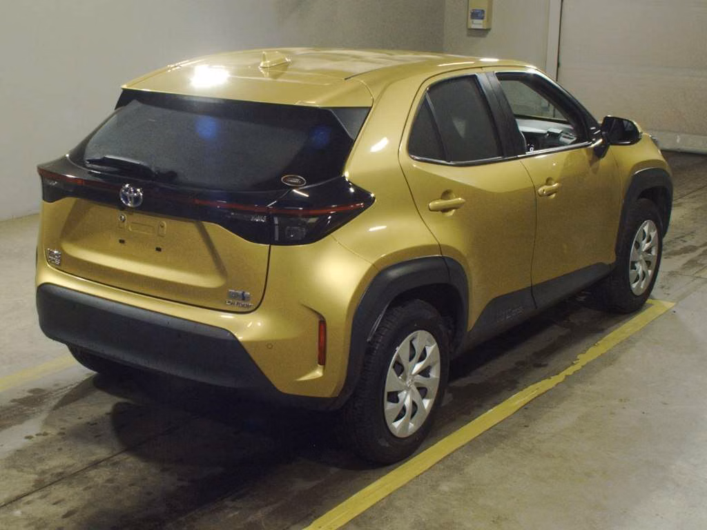 TOYOTA YARIS CROSS
