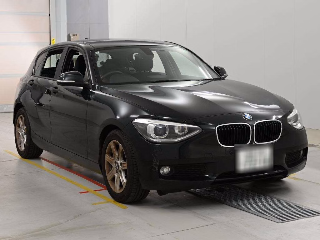 BMW 1-SERIES