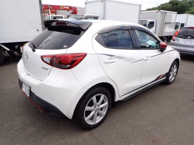 MAZDA MAZDA2