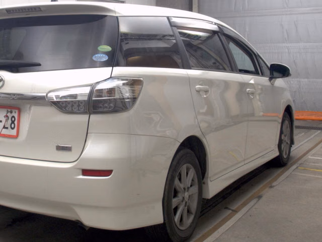 TOYOTA WISH