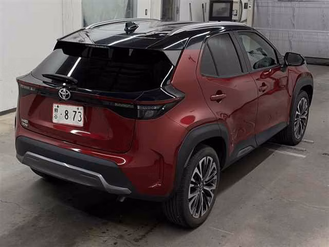 TOYOTA YARIS CROSS
