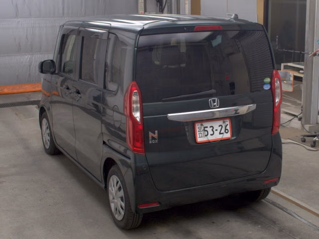 HONDA N-BOX
