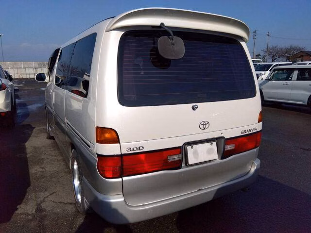 TOYOTA GRANVIA