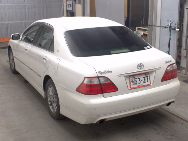 TOYOTA CROWN