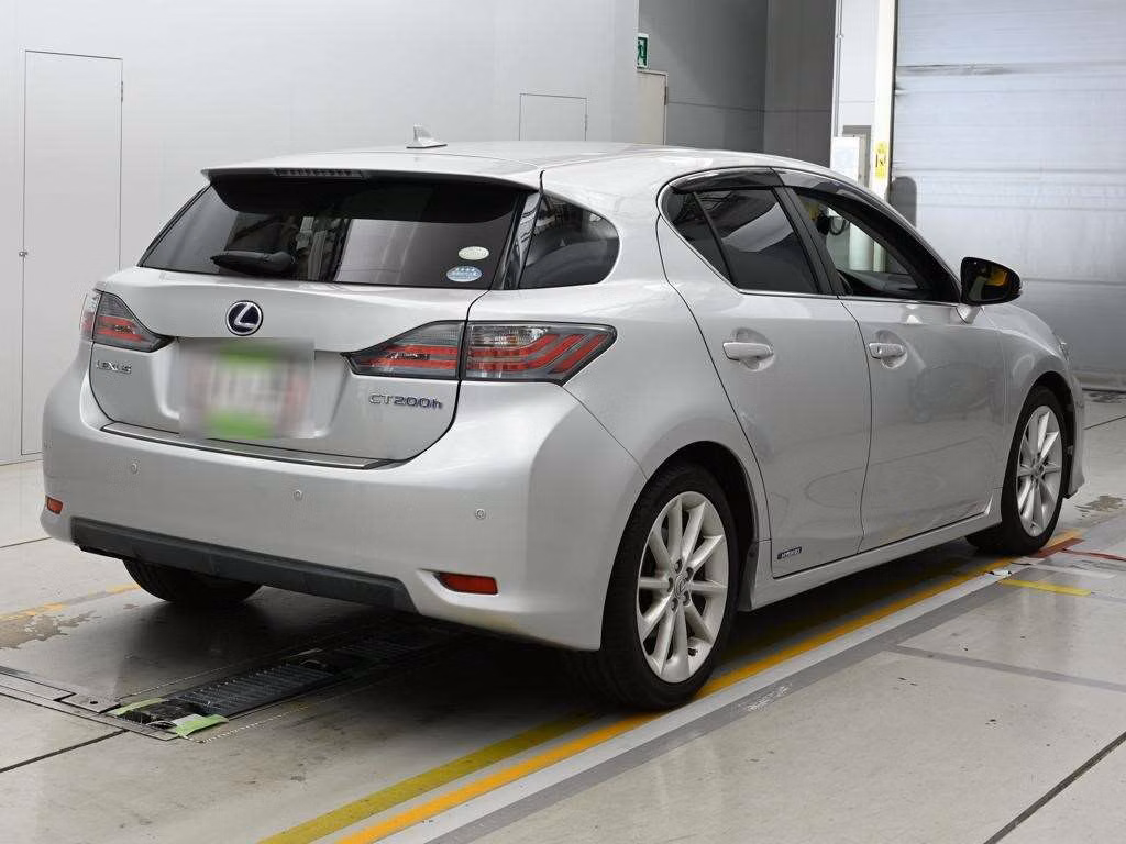 LEXUS CT200H