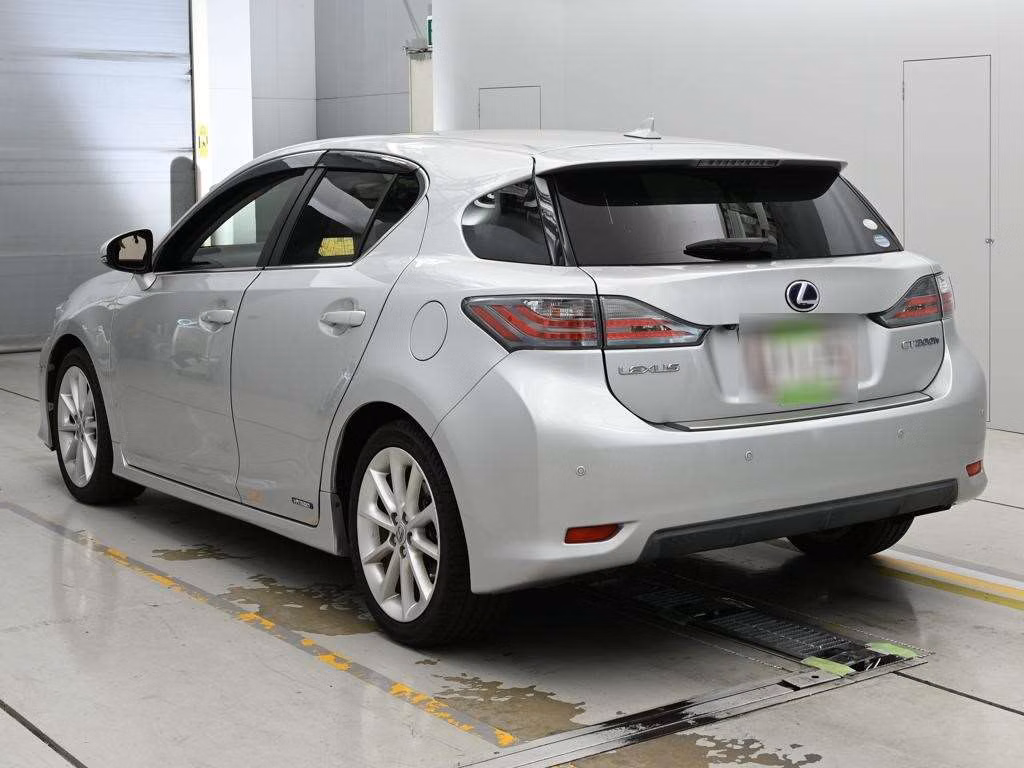 LEXUS CT200H
