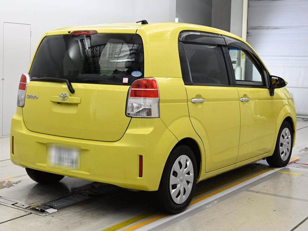 TOYOTA SPADE