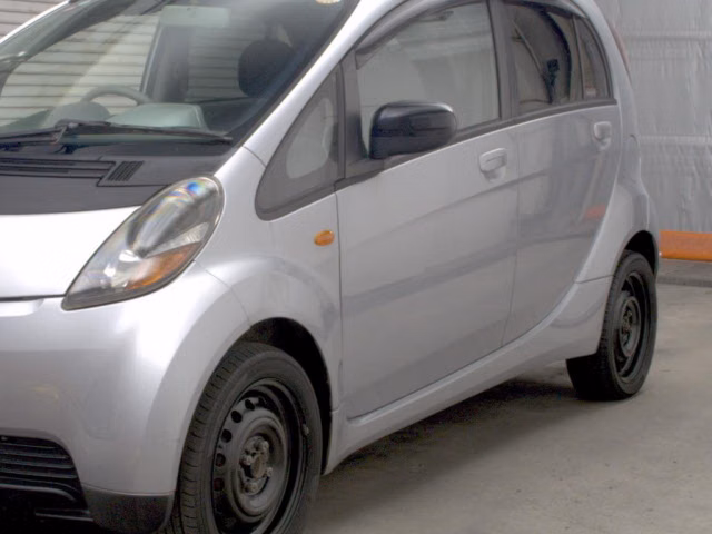MITSUBISHI I
