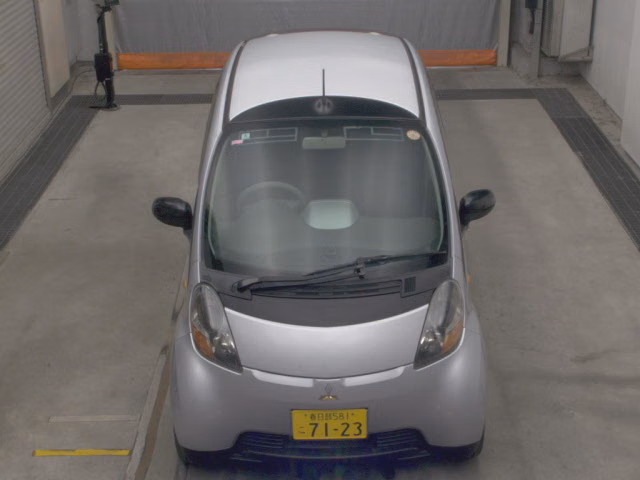 MITSUBISHI I