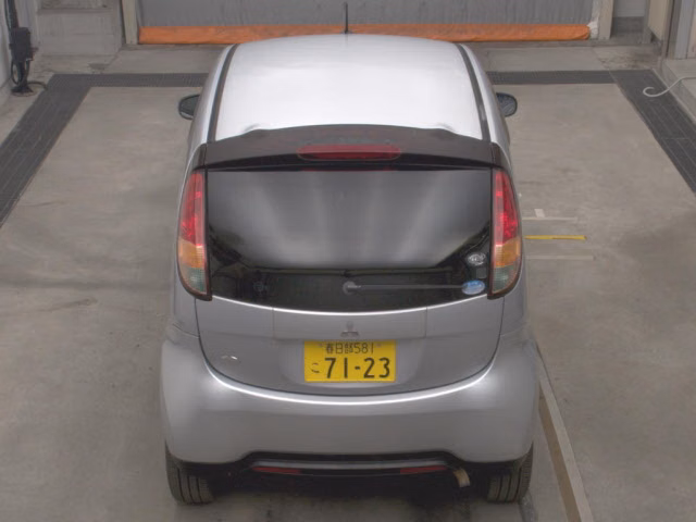 MITSUBISHI I