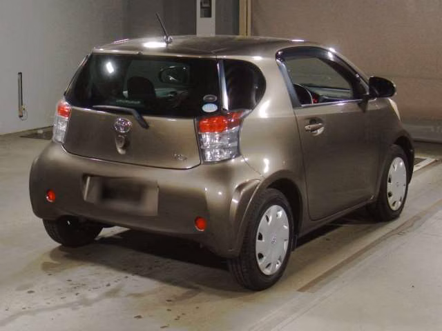 TOYOTA IQ