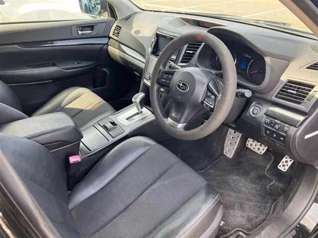 SUBARU LEGACY