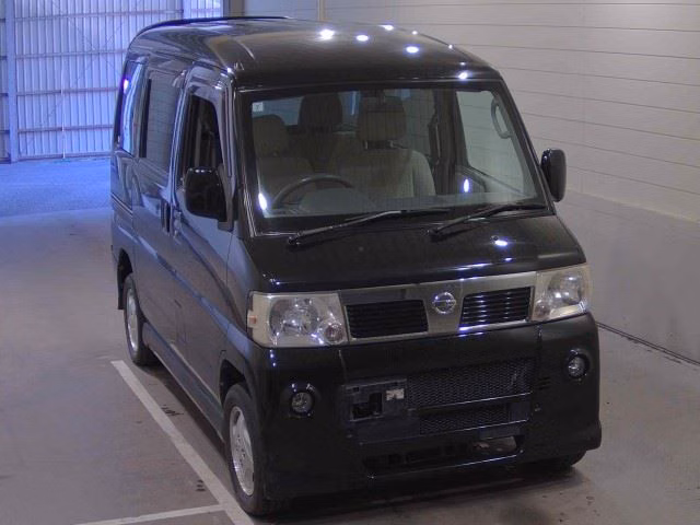 NISSAN CLIPPER