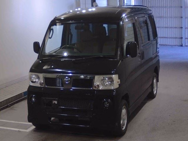 NISSAN CLIPPER
