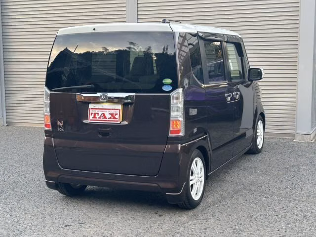 HONDA N-BOX