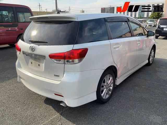 TOYOTA WISH