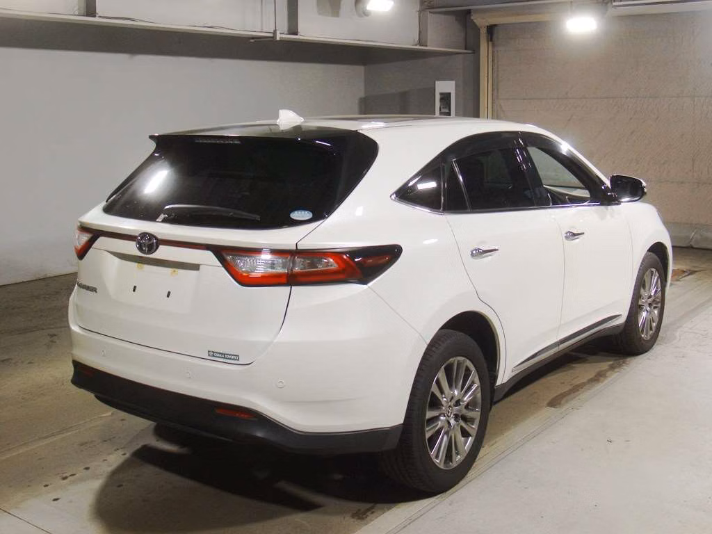 TOYOTA HARRIER
