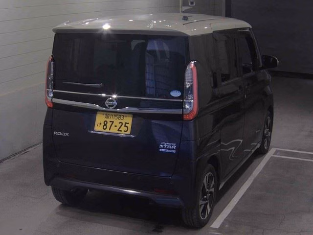 NISSAN ROOX