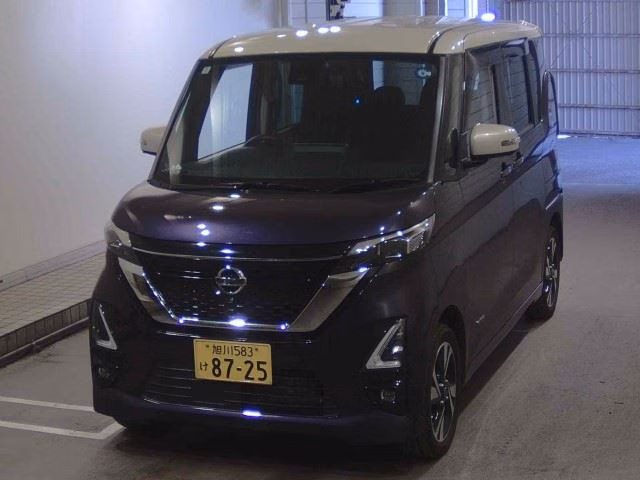 NISSAN ROOX