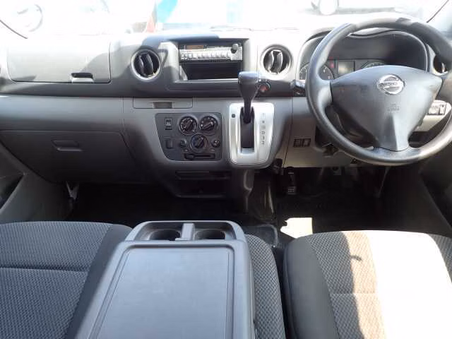 NISSAN NV350 CARAVAN
