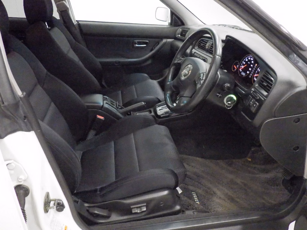 SUBARU LEGACY