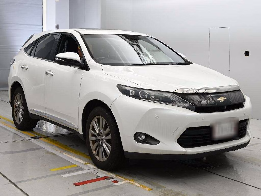 TOYOTA HARRIER
