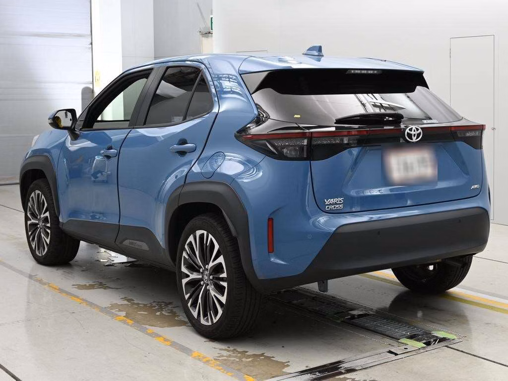 TOYOTA YARIS CROSS