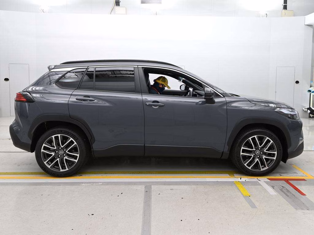 TOYOTA COROLLA CROSS
