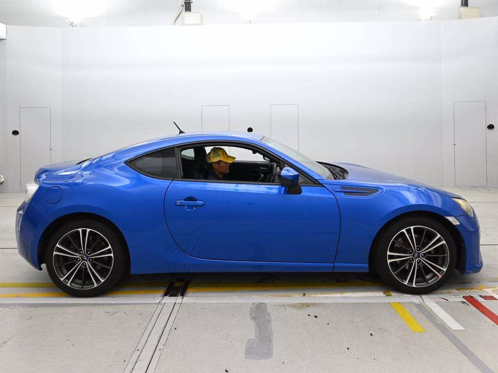 SUBARU BRZ