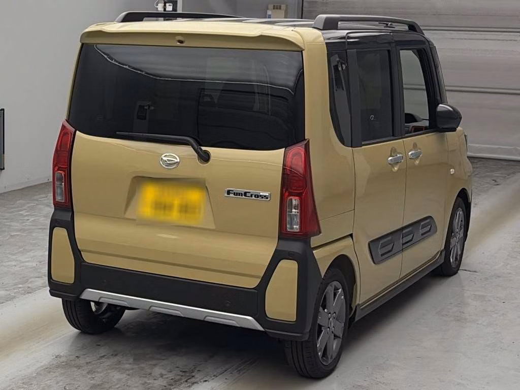 DAIHATSU TAFT